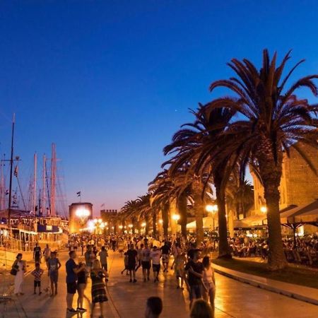 Apartment Capo Family & Capo Studio -Old Town-Parking تروغير المظهر الخارجي الصورة