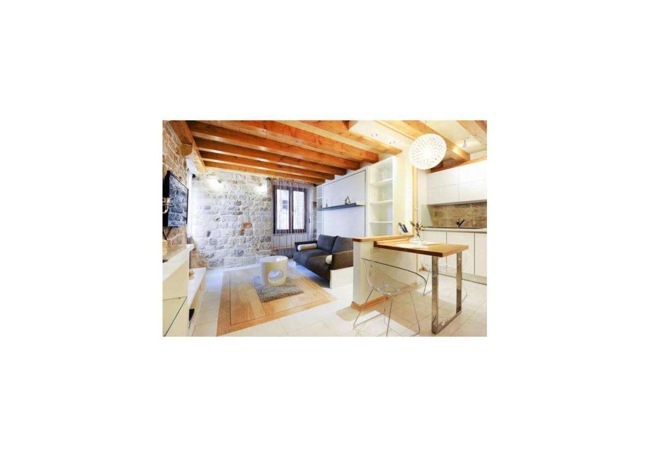 Apartment Capo Family & Capo Studio -Old Town-Parking تروغير المظهر الخارجي الصورة