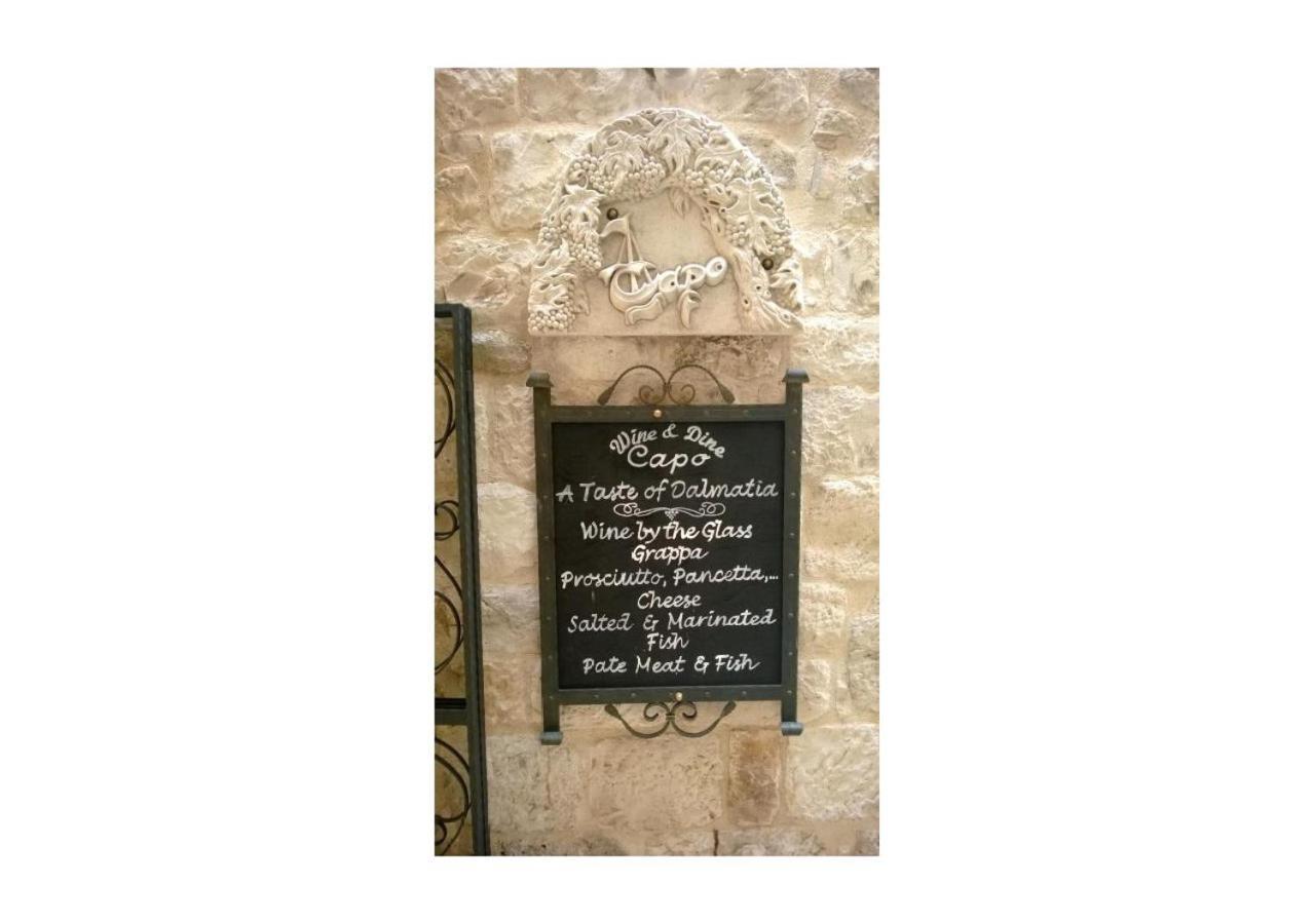 Apartment Capo Family & Capo Studio -Old Town-Parking تروغير المظهر الخارجي الصورة