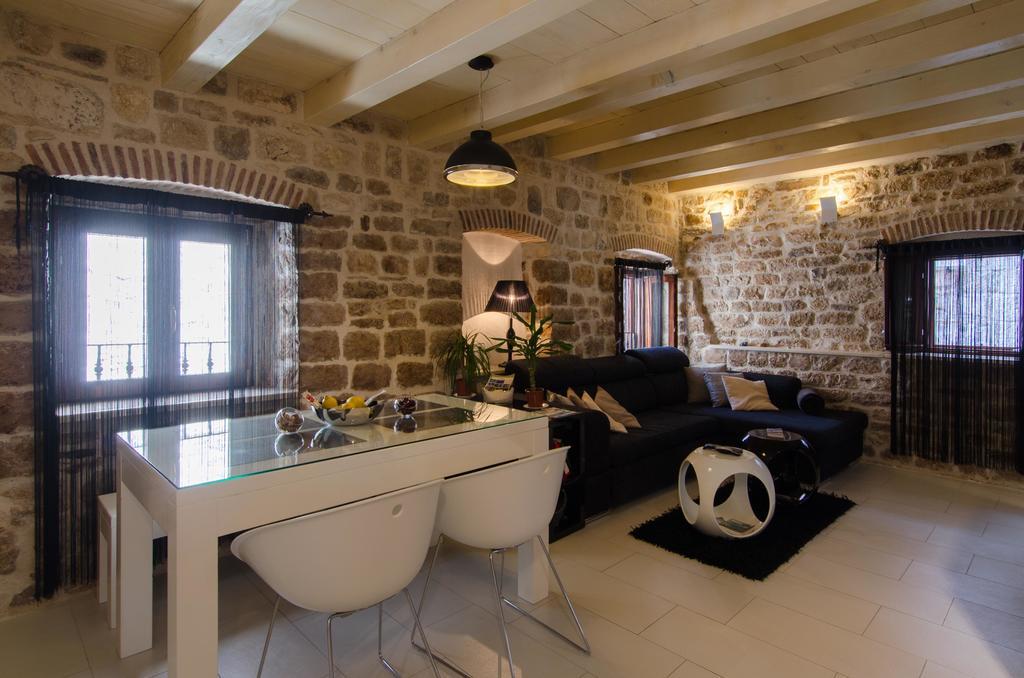 Apartment Capo Family & Capo Studio -Old Town-Parking تروغير الغرفة الصورة