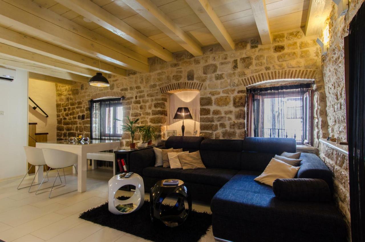Apartment Capo Family & Capo Studio -Old Town-Parking تروغير المظهر الخارجي الصورة